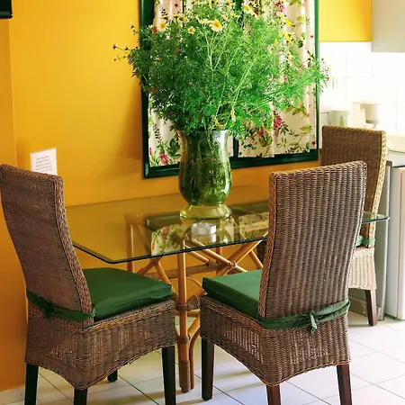 Aquarius Exclusive - Breakfast And Meal Included Aparthotel