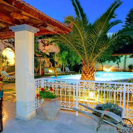 Aquarius Exclusive - Breakfast And Meal Included Aparthotel