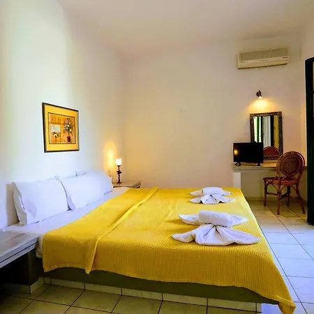 Aquarius Exclusive - Breakfast And Meal Included Aparthotel Candia